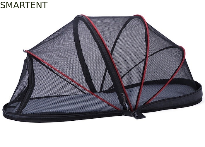 Zwarte Leuke Huisdier van ventilatie levert het Nylon Mesh Cozy Waterproof Dog Tent 40X41X82cm leverancier