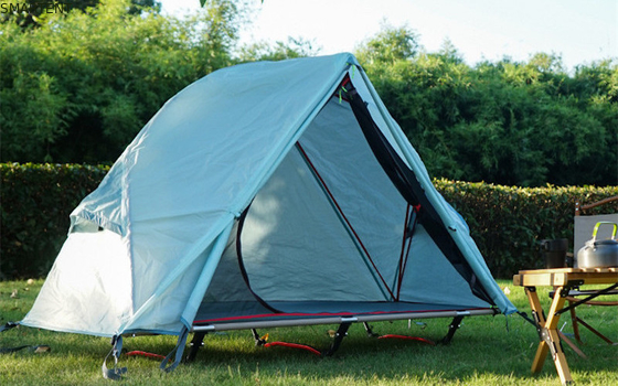 Verken het buitenleven met onze buitenkampertenten 200*120*95CM Blauw 210D Polyester Oxford tent wieg met opvouwbaar kamperbed leverancier