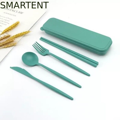 Eco-vriendelijke accessoires lichtgewicht duurzaam beige kleur tarwe stro vezel platteware set voor buitenreizen leverancier